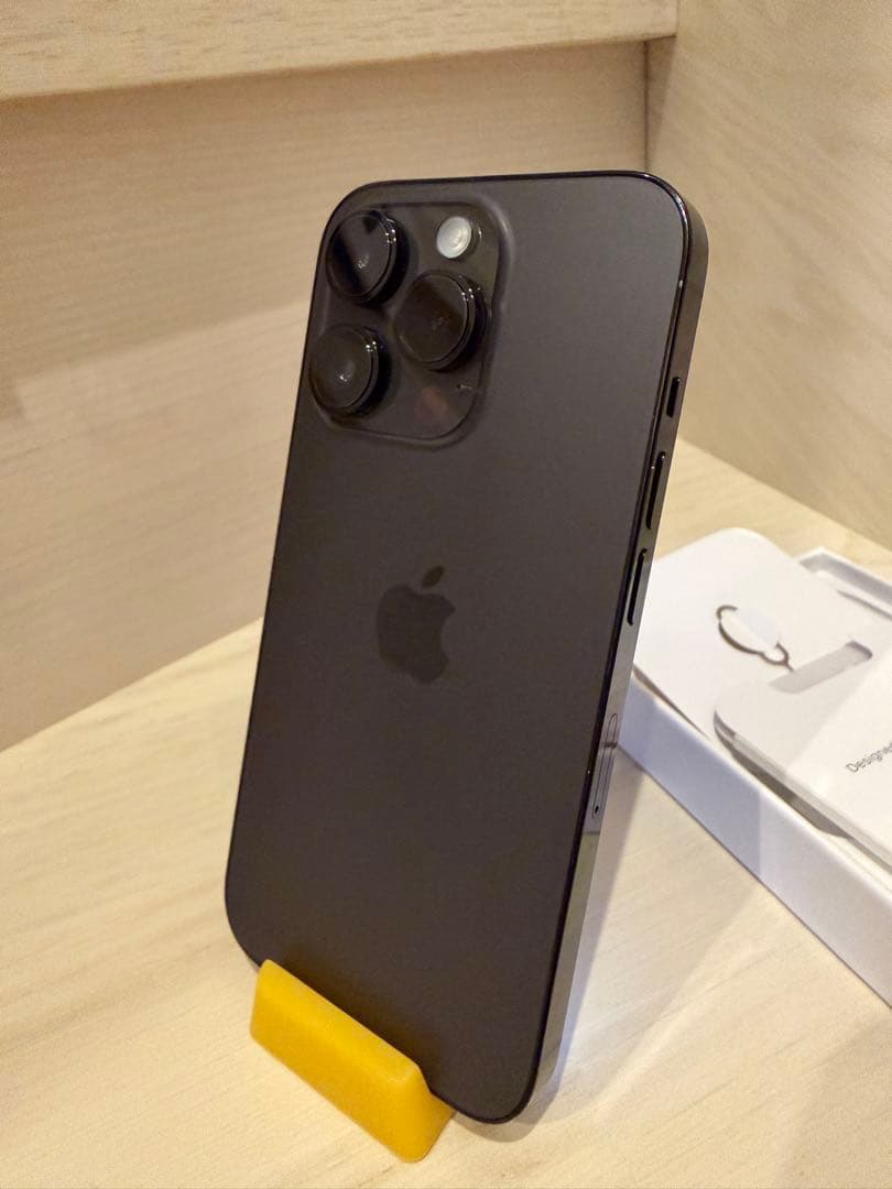 【美品】iPhone 14 Pro 黒 512GB 本体 SIMフリー　箱付き他