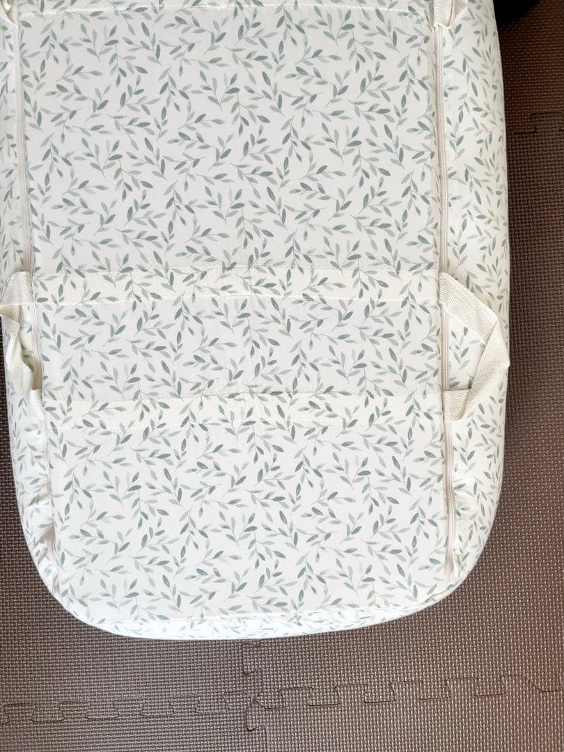 カムカムコペンハーゲンベビーネストマット/グリーンエッセンス