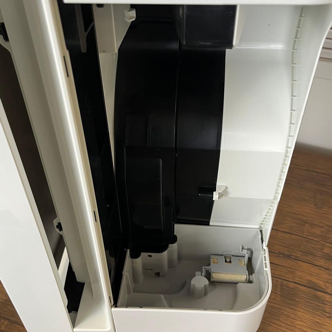 【匿名発送】DAIKINホワイト 空気清浄機 デジタル表示