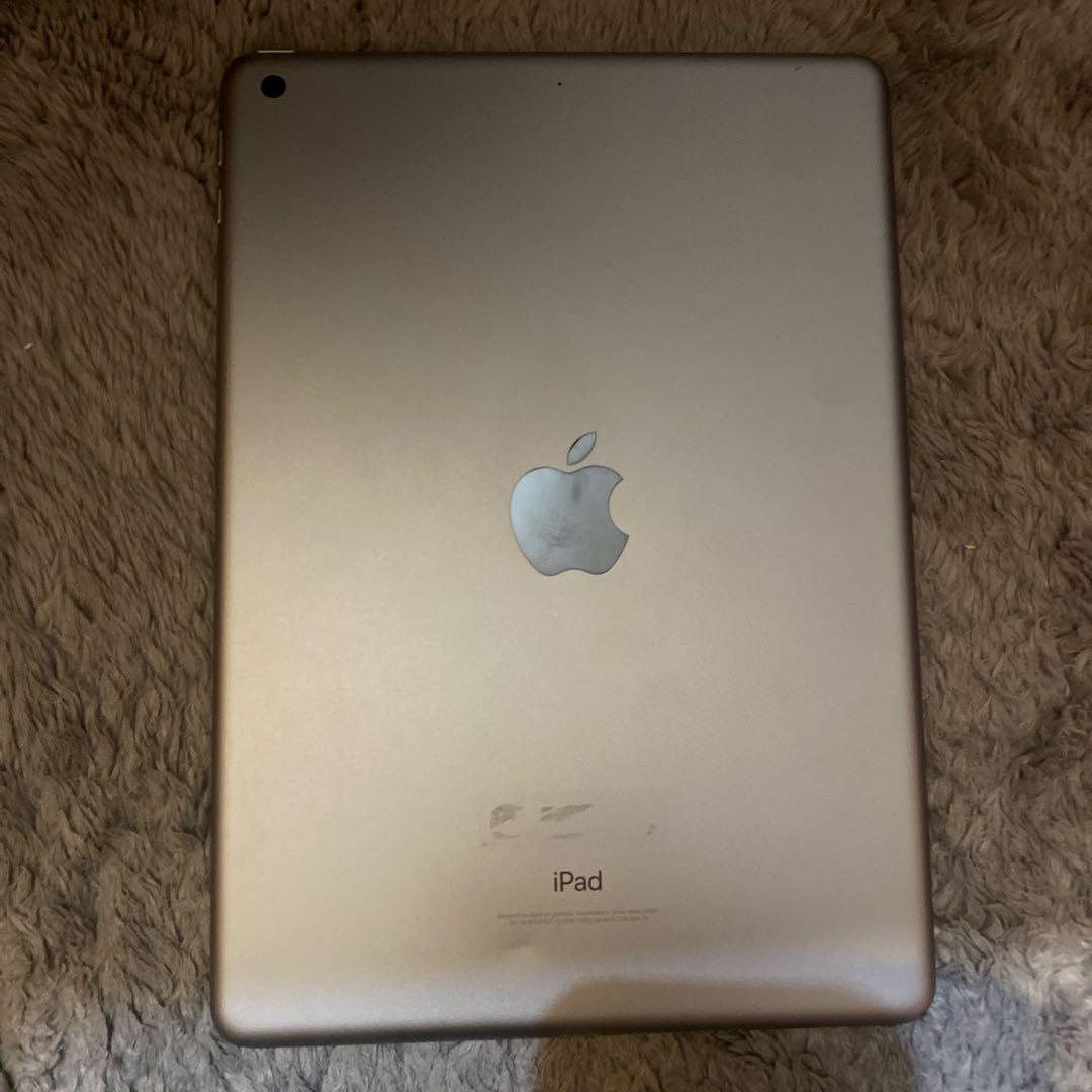 Apple iPad 第6世代 シルバー