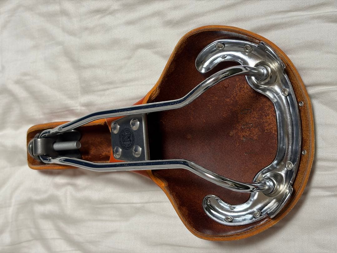 SELLA ITALIA MITICA セライタリア レザーサドル ブラウン