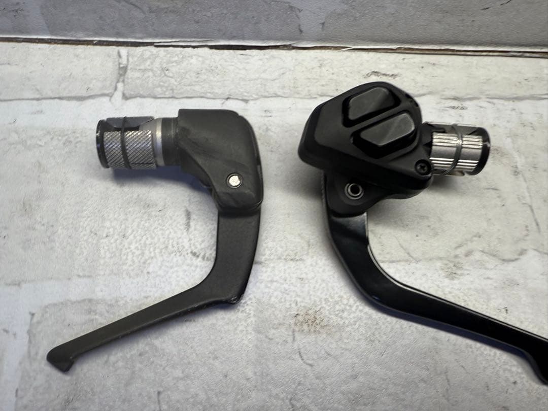シマノアルテグラ　6871 TT Di2 ブレーキレバー