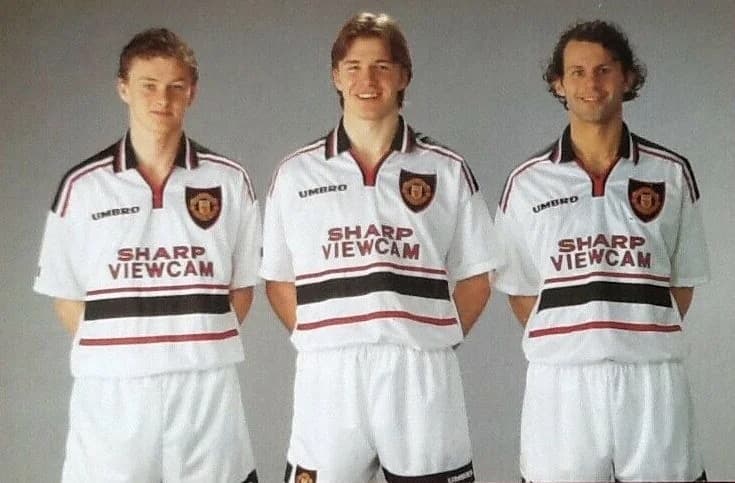 マンチェスターユナイテッド 98/99 アウェイ 記念 ユニフォーム 長袖