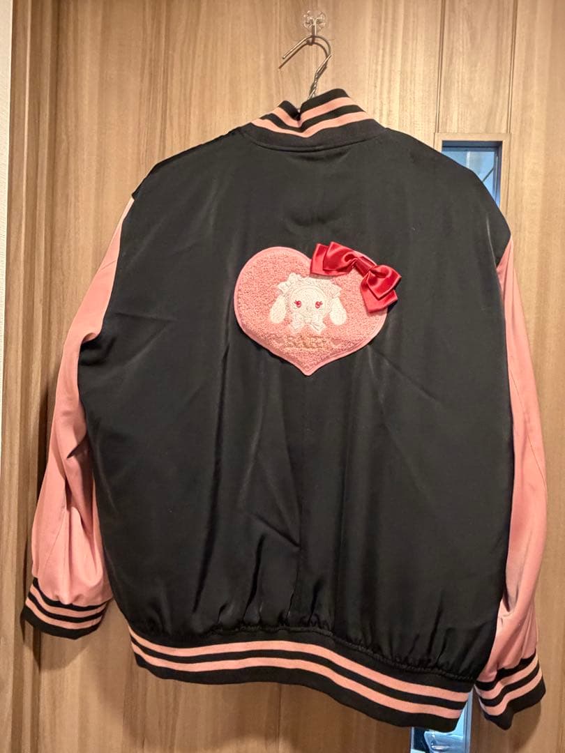 BABY うさくみゃちゃんのSweet♡Loveスタジアムジャンパー　スタジャン