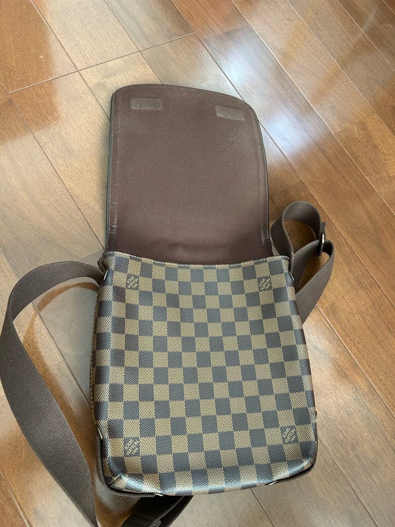 ルイ・ヴィトン ダミエのショルダーバッグ