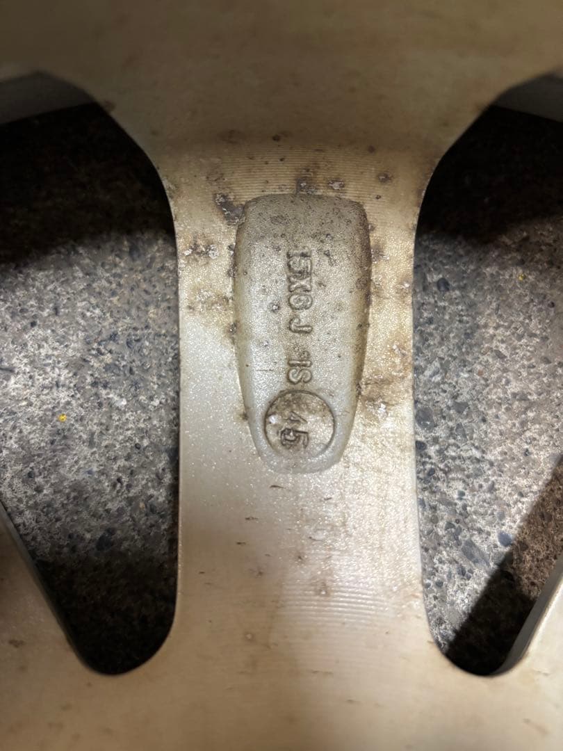 スタッドレス+アルミ　ブリヂストン VRX3 195-65-15 2021年製