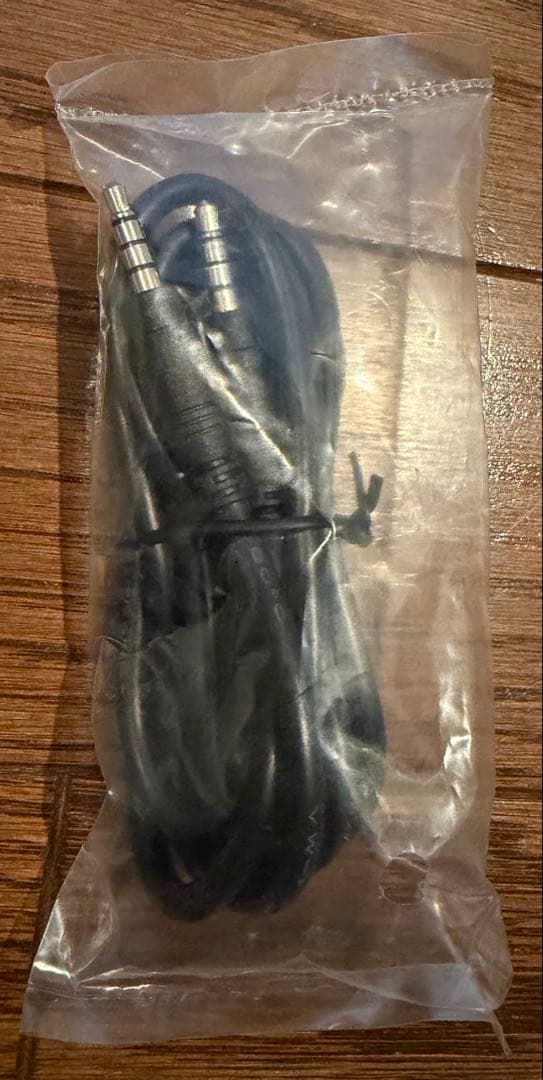 IK Multimedia iLoud ポータブルスピーカー