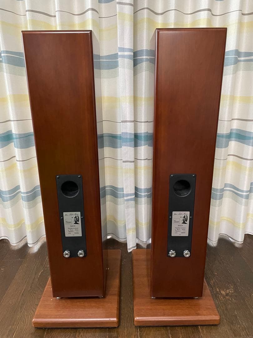 Vienna Acoustics Bach Grand バッハグランド