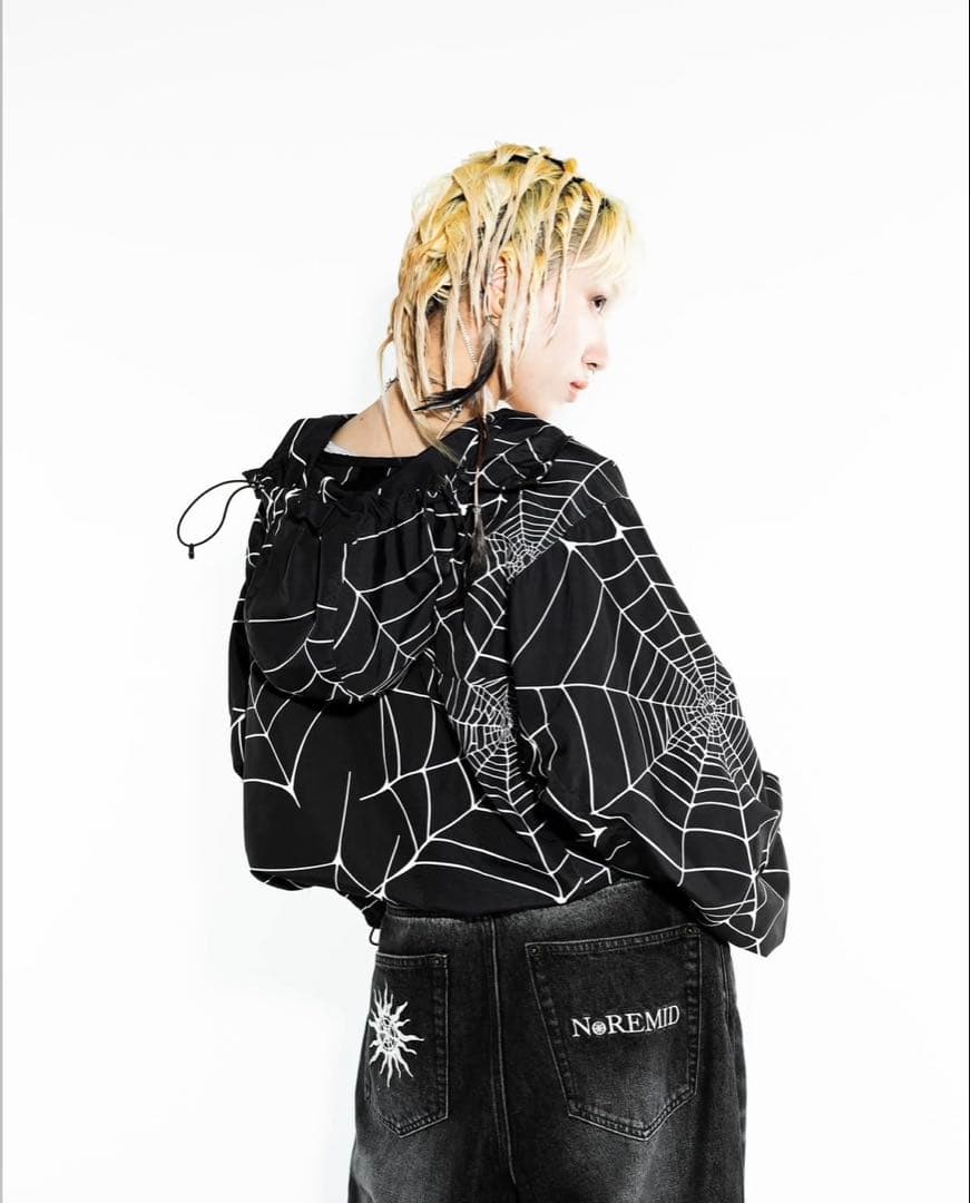 NOREMID スパイダージャケット　ブラック　Mサイズ　　ステッカー付き