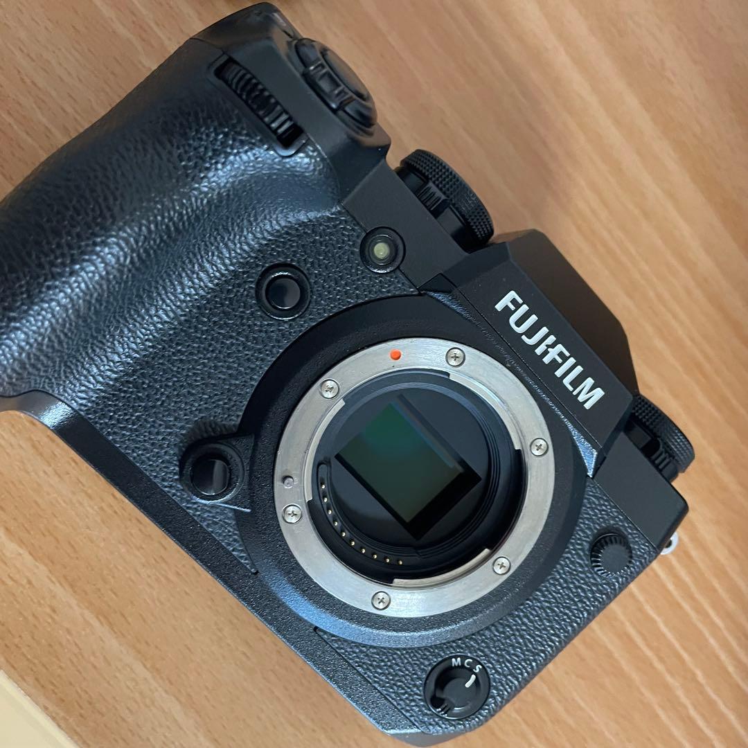 【極美品】FUJIFILM X-H1 ミラーレス一眼カメラ