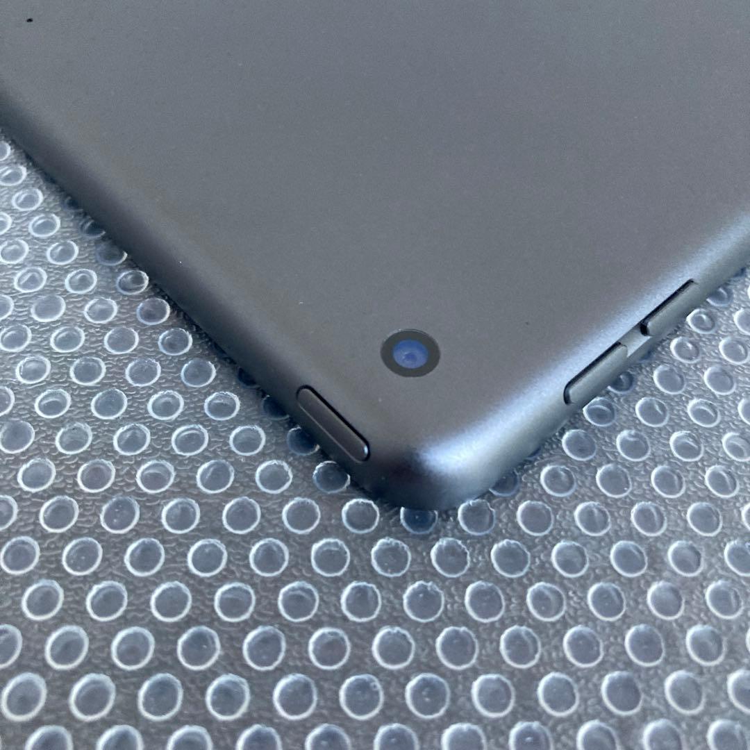 3234【早い者勝ち】iPad7 第7世代 32GB WIFIモデル☆