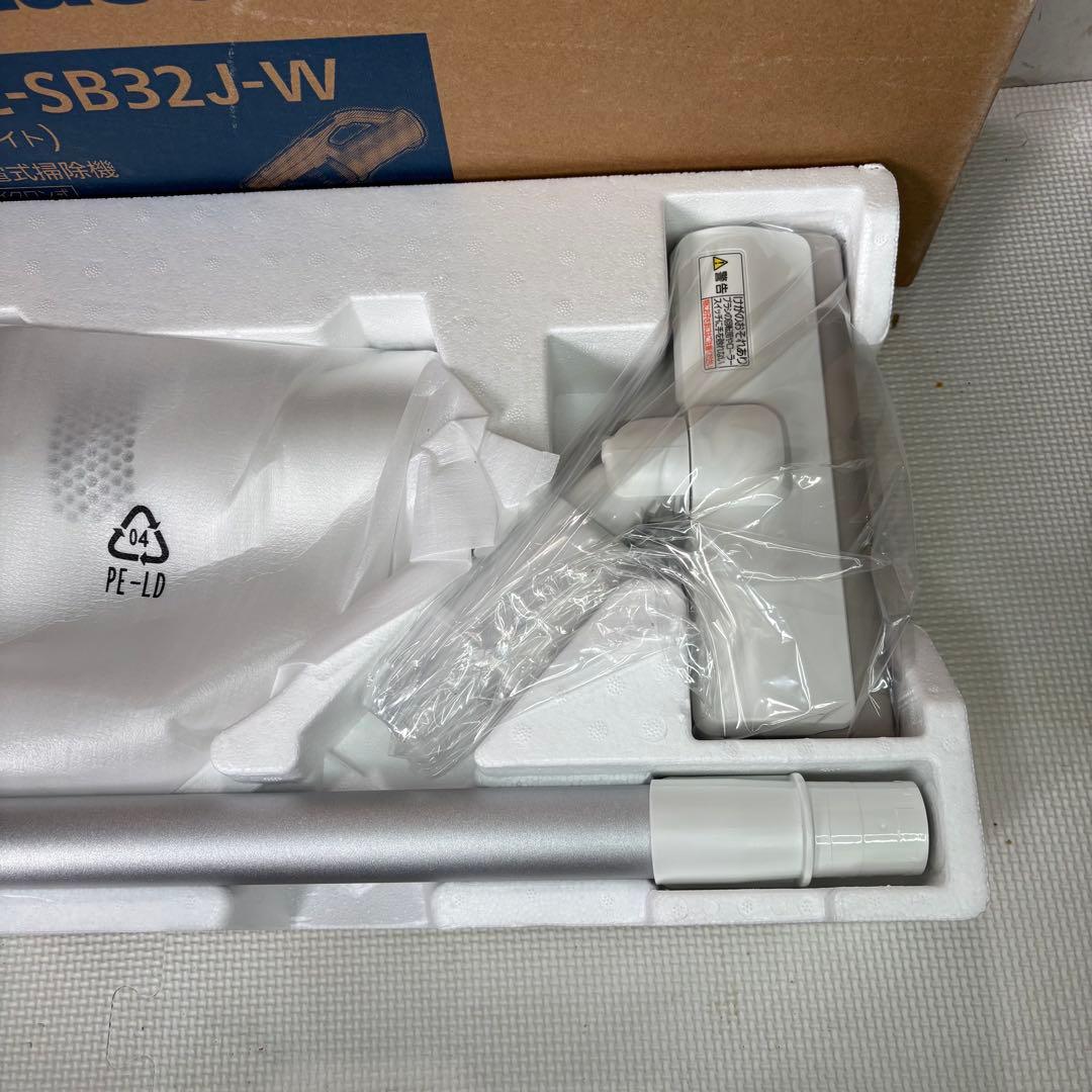 【未使用】 パナソニック　MC-SB32J-W 充電式掃除機
