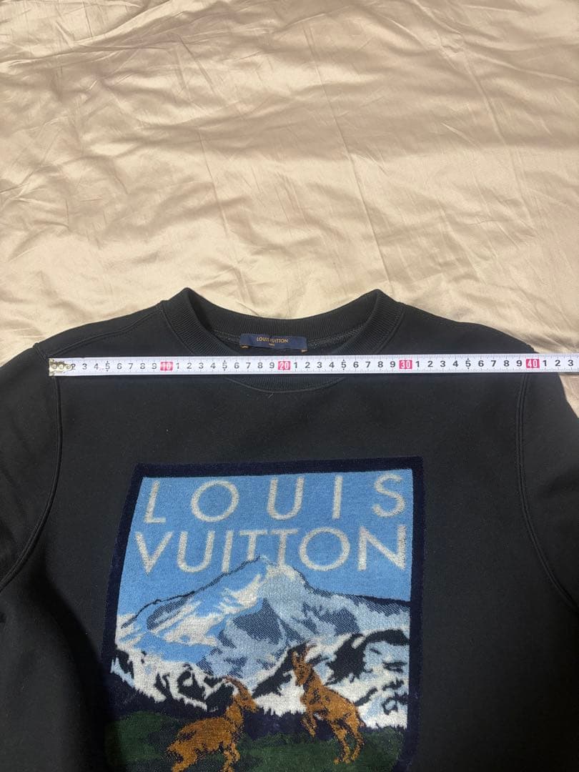 LOUIS VUITTON ブラック スウェット
