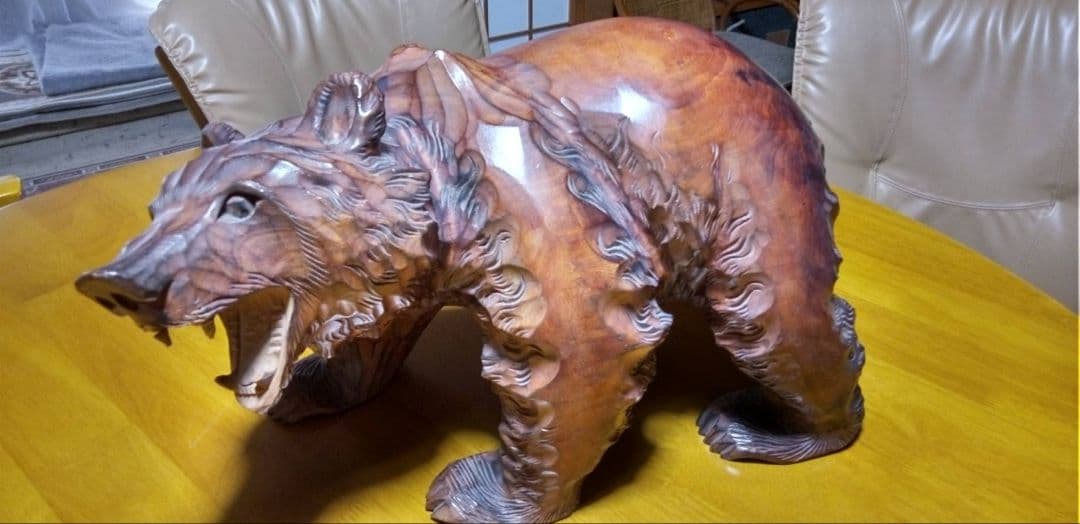 木彫りの熊 置物 　★美品　★一点物　bear wood carving