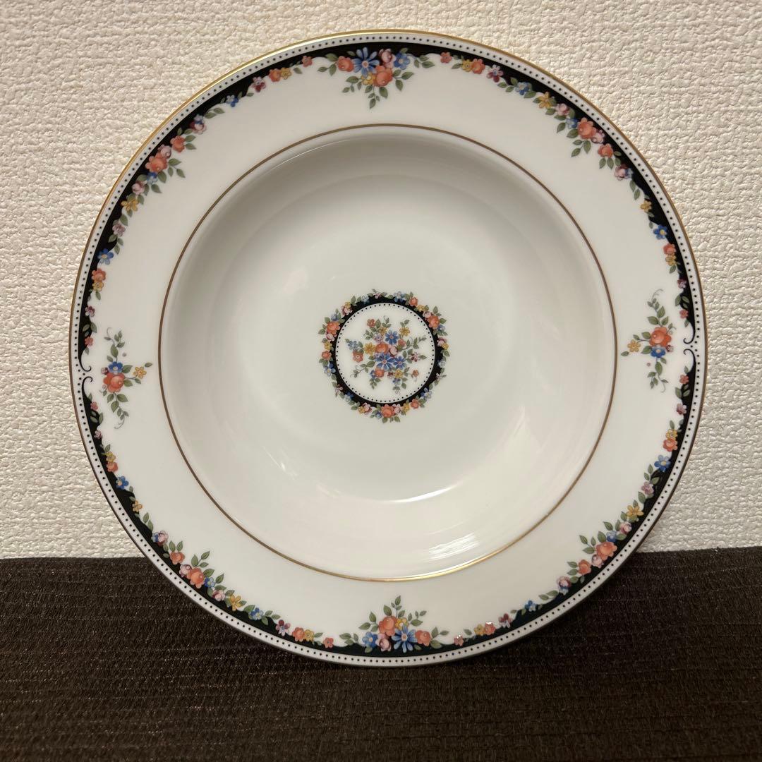 ウェッジウッド　オズボーン　スーププレート　ディナープレート