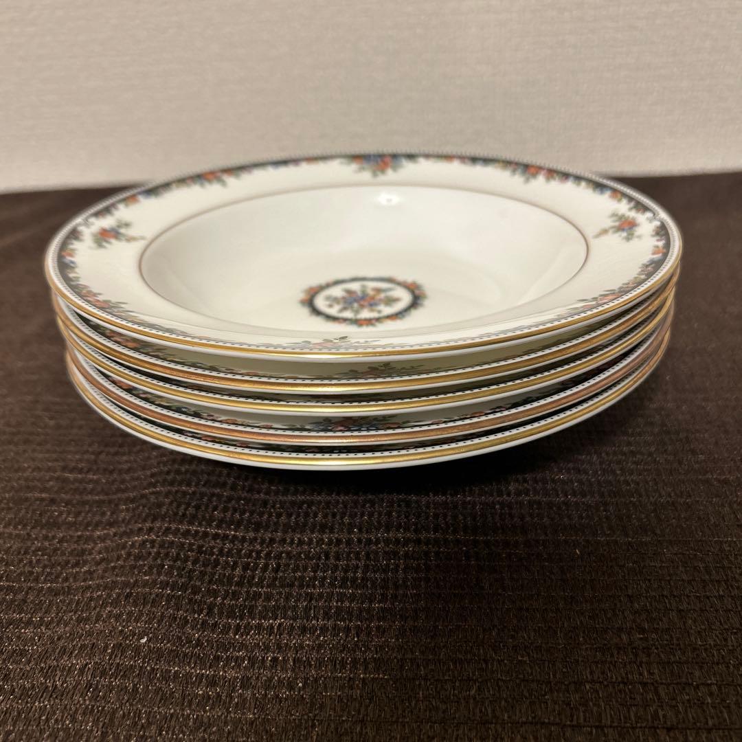 ウェッジウッド　オズボーン　スーププレート　ディナープレート