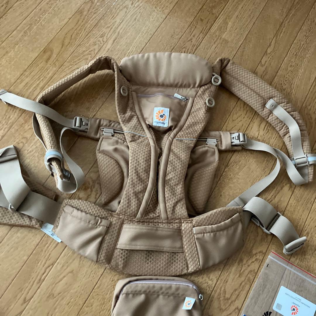 エルゴ　オムニブリーズ　 収納ポーチ付き