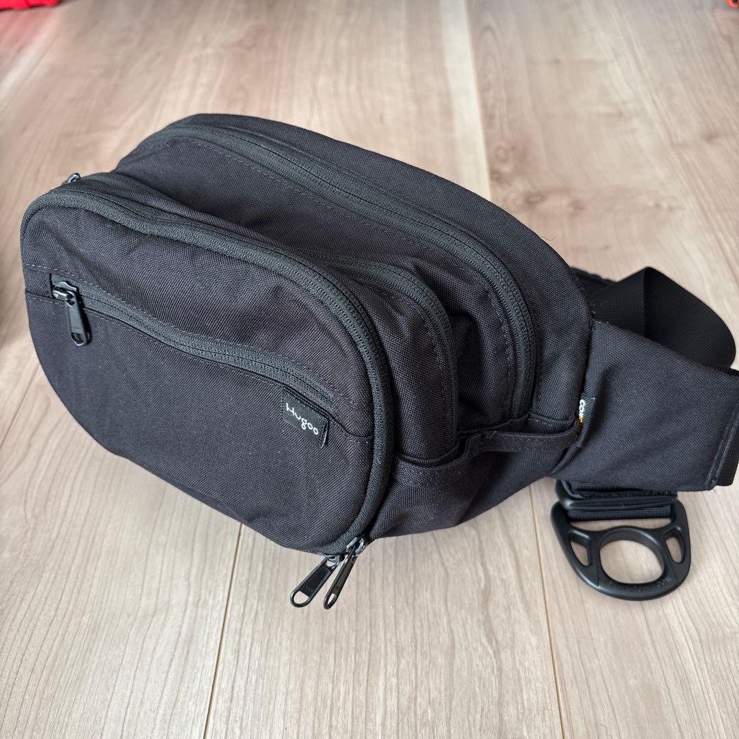 Hugoo ヒップシート ショルダーバッグ ブラック