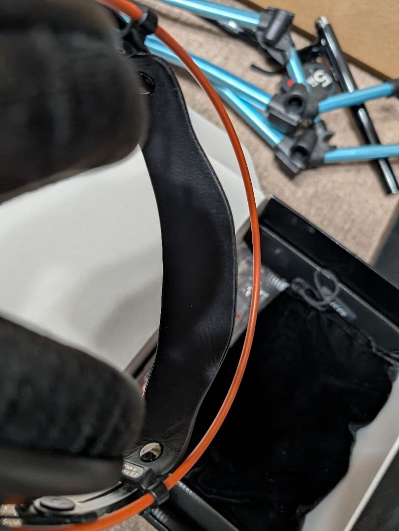 箱あり。AKG K712 動作品