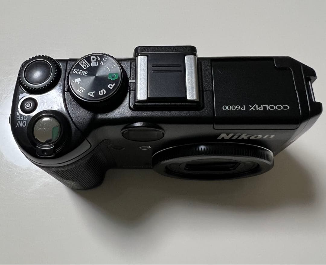 【美品】Nikon ニコン　COOLPIX P6000 デジタルカメラ