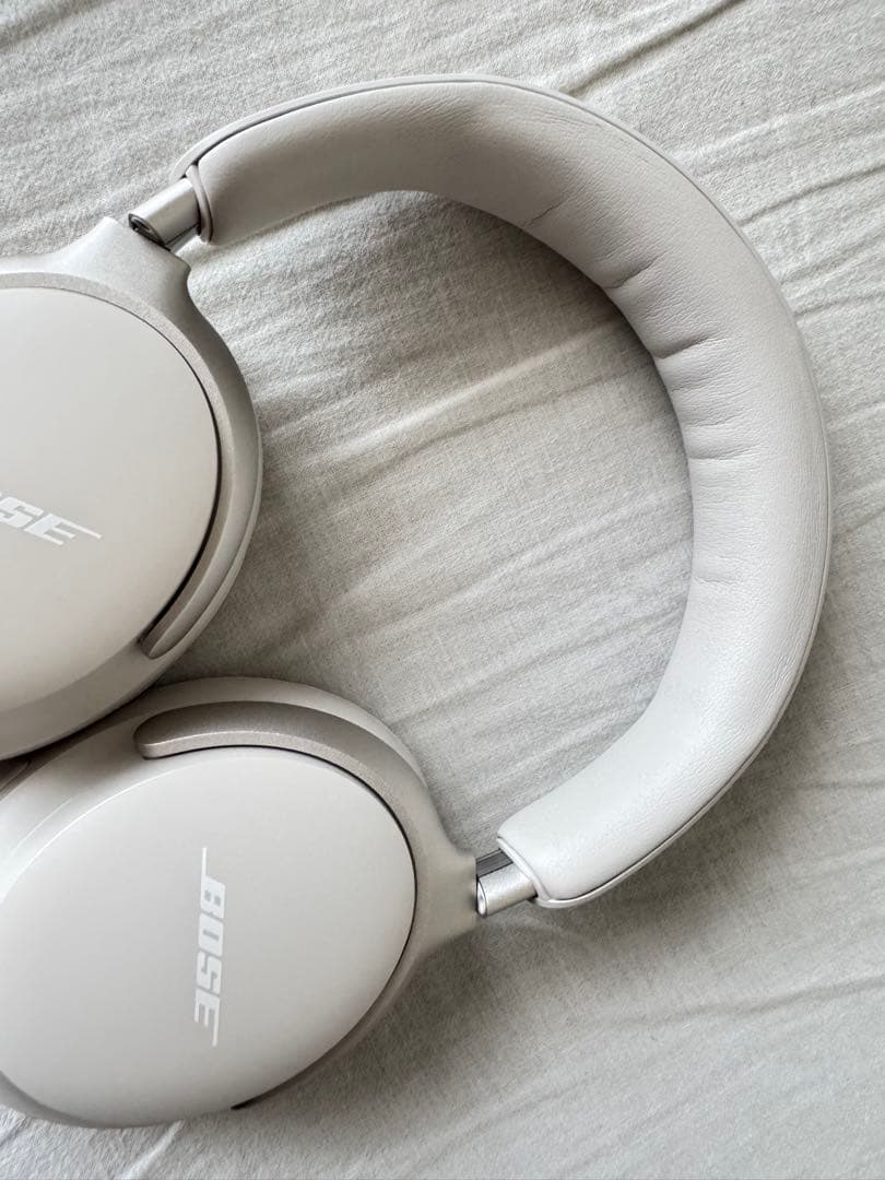 【美品】BOSE QuietComfort Ultra ヘッドホンホワイト