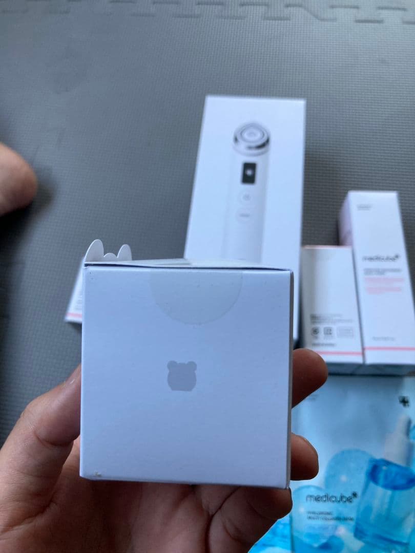 新品未開封【ひかるコラボセット】medicube 美顔器&PDRNスキンケア