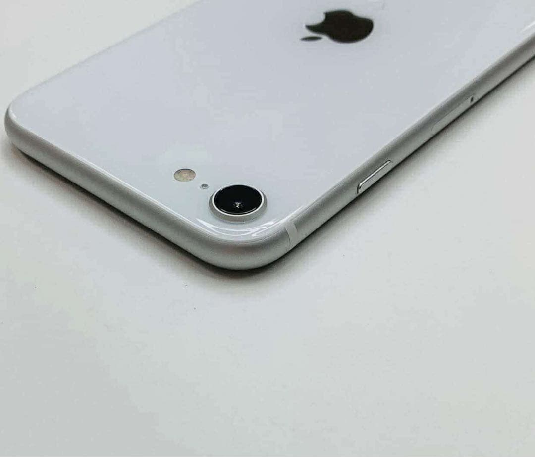 iPhone SE 第2世代 128GB SIMフリーバッテリー100%