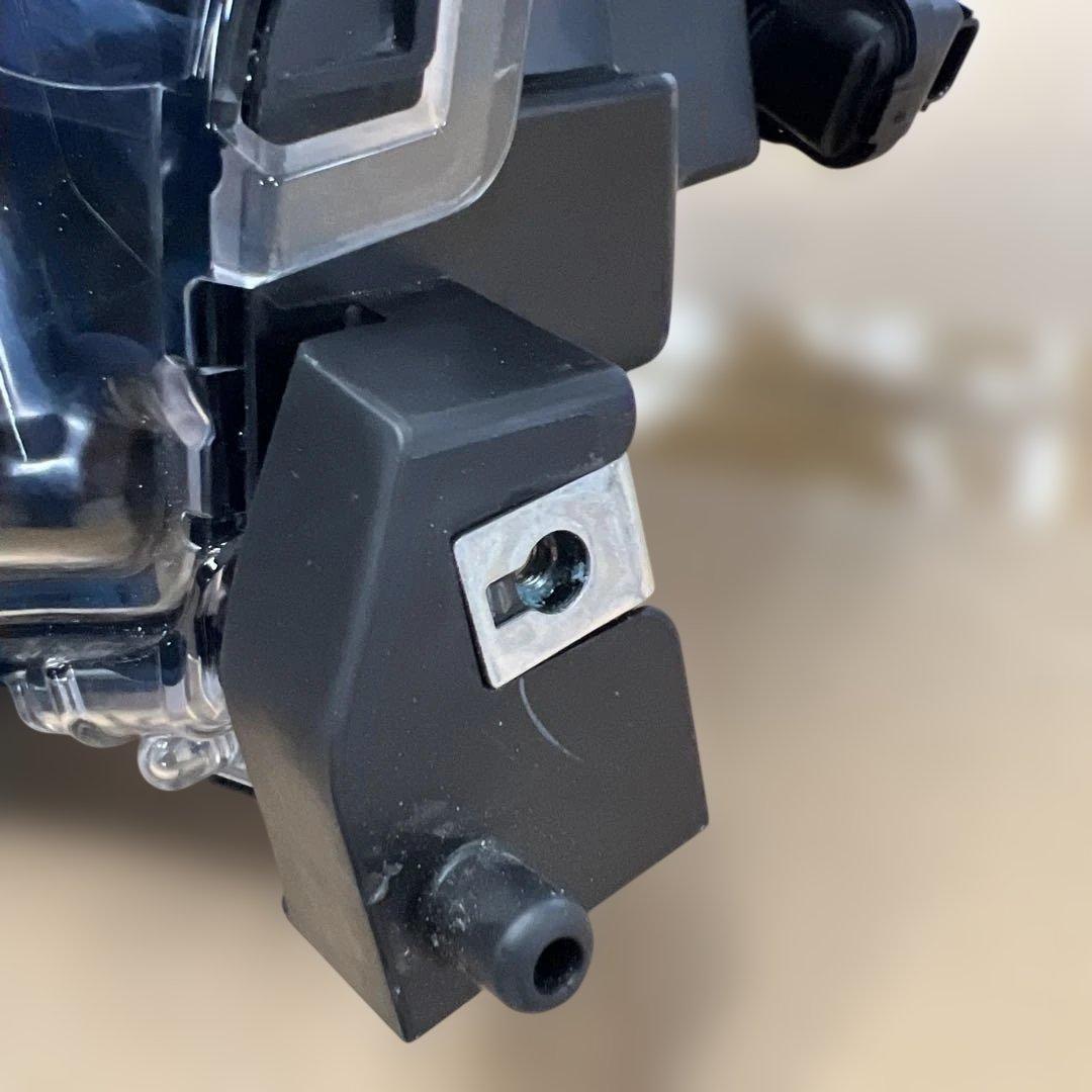 左ヘッドライト