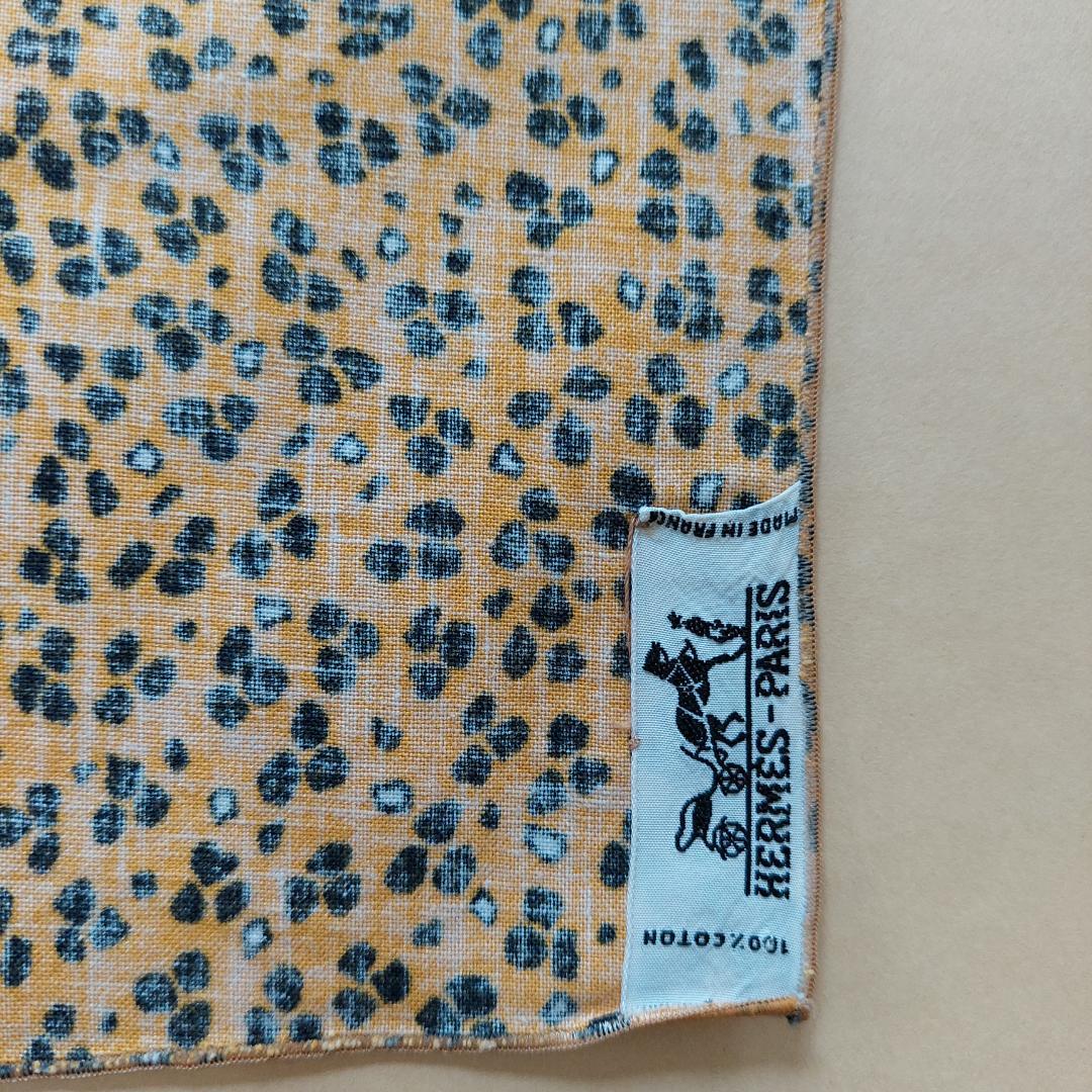 HERMÈS ヒョウ柄 ランチョンマットとナフキンの セット