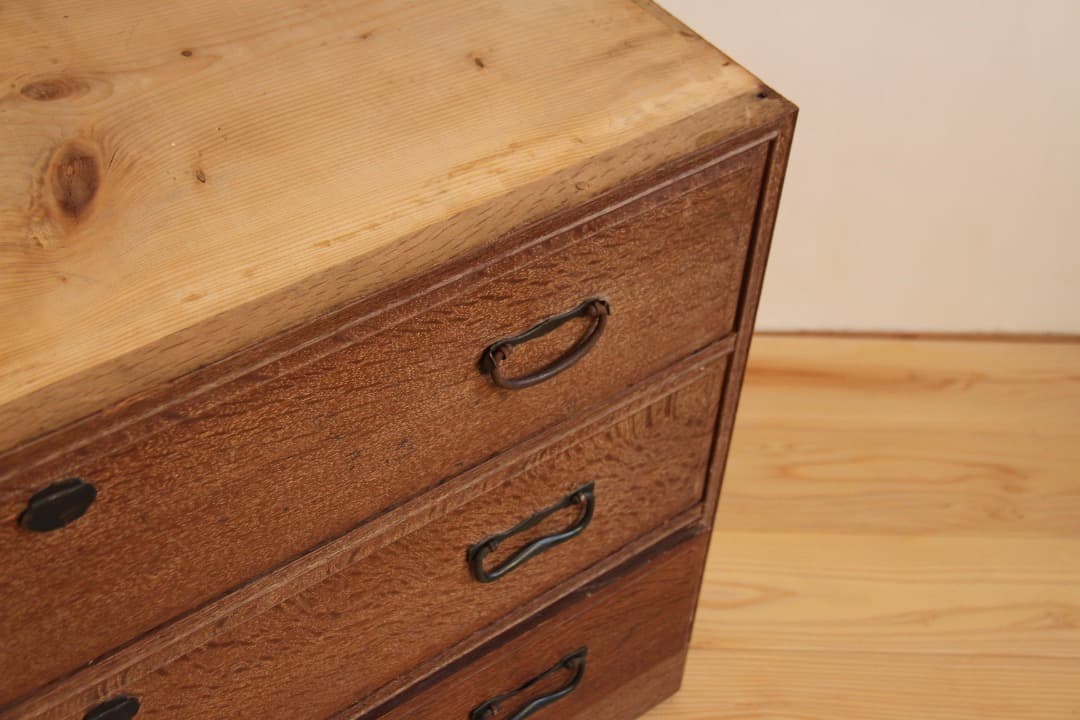 チェスト　棚　収納棚　タンス　箪笥　古道具　古家具　ビンテージ　アンティーク
