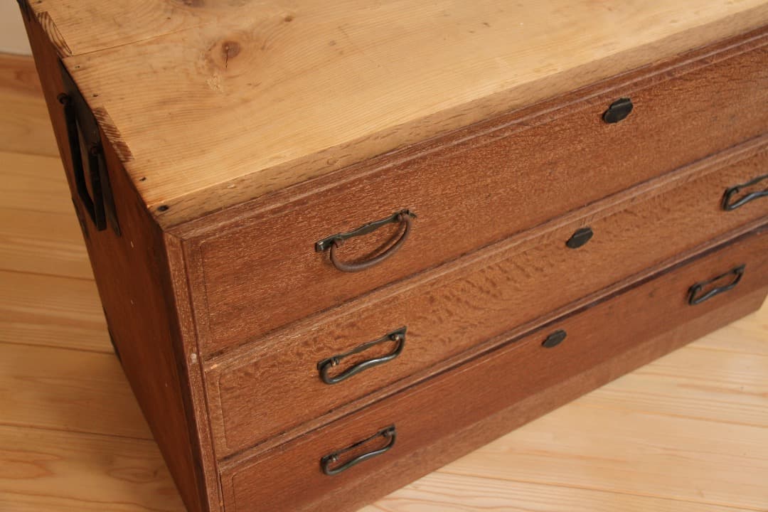 チェスト　棚　収納棚　タンス　箪笥　古道具　古家具　ビンテージ　アンティーク