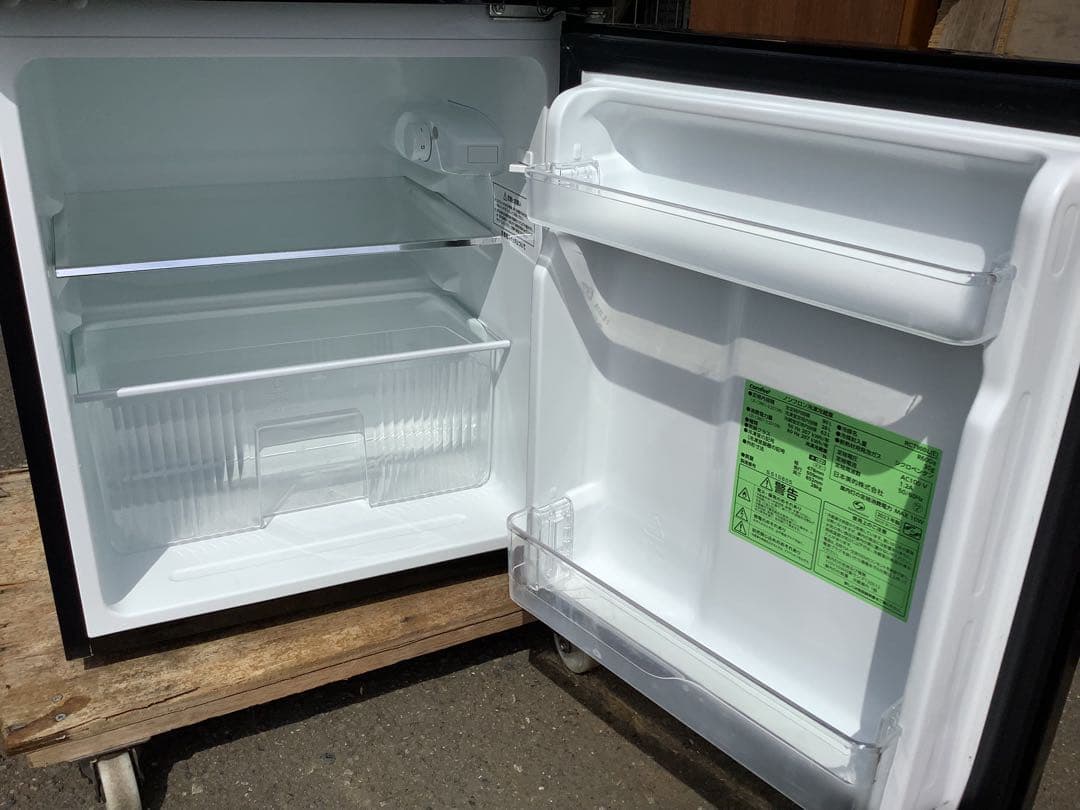 Confee 2ドア冷蔵庫 90L RCT90BL(E) 2023年製 日本美的