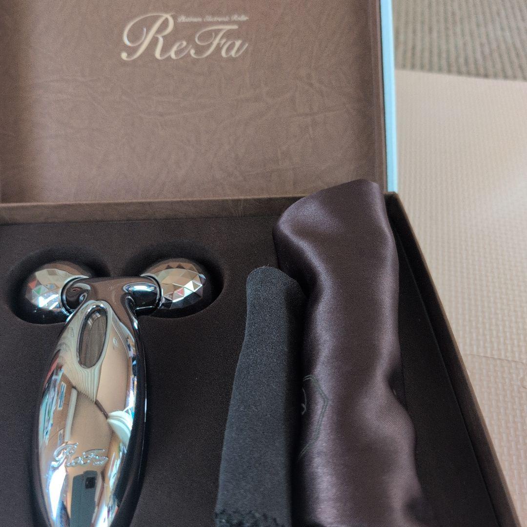 ✩ReFa リファカラット　プラチナ電子ローラー 美顔器