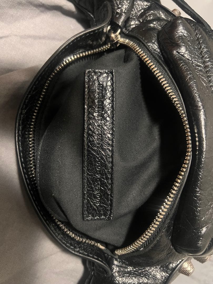 BALENCIAGA ルカゴール　ショルダーバッグ