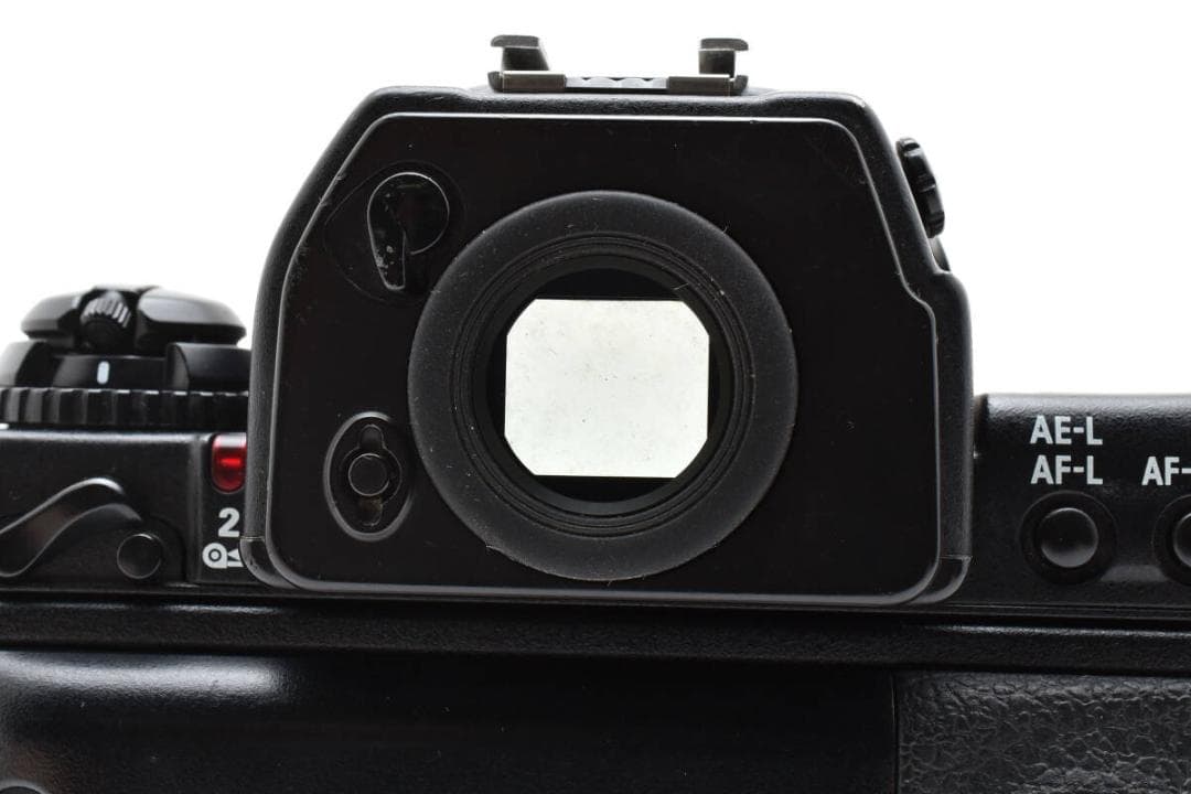 トミー。ニコン Nikon F5 フィルム一眼レフボディ