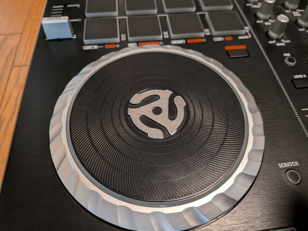 Numark Mixtrack Pro II　（キャリングバッグ付き）