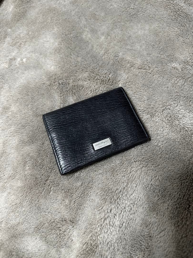 サルヴァトーレ フェラガモ　カードケース 名刺入れ