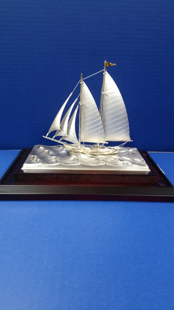 銀製　ヨット　武比古作