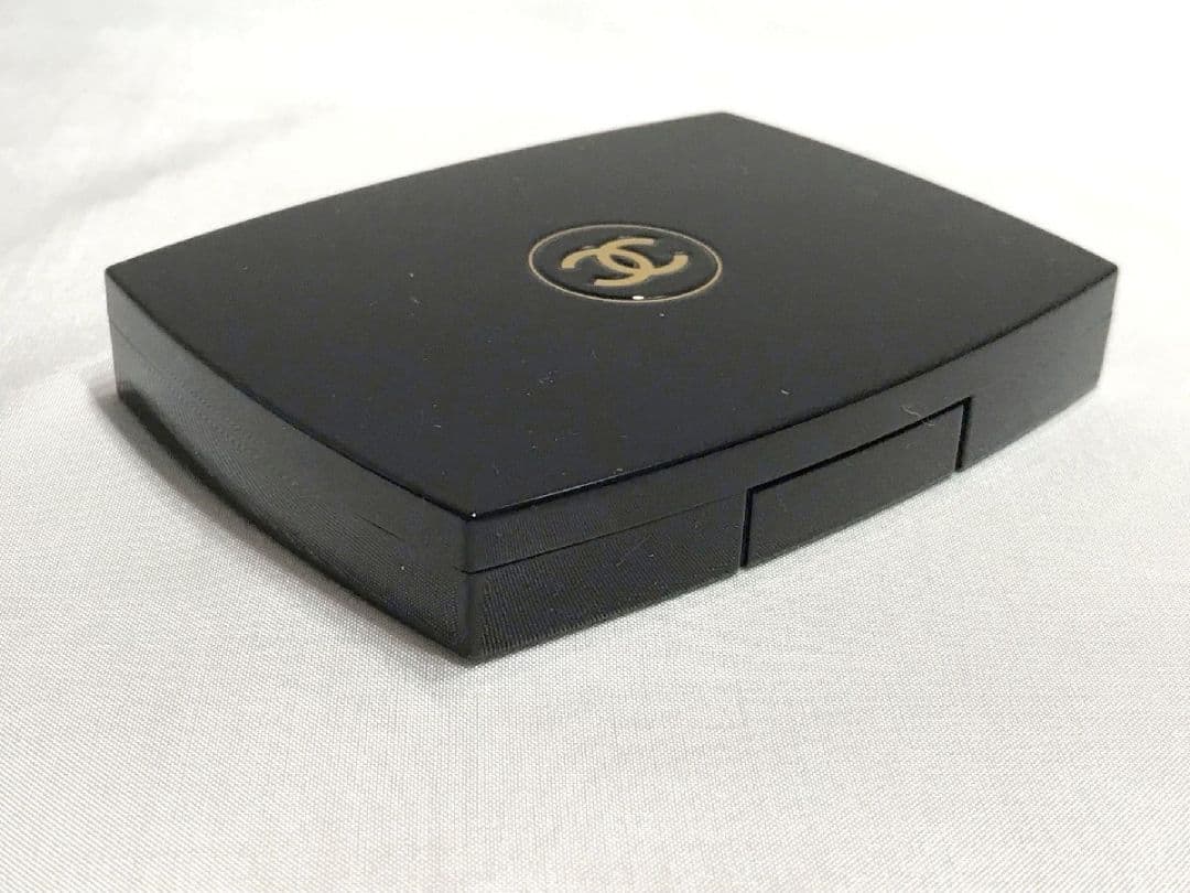 シャネル CHANEL ■ ルミエール グラフィック アイシャドウ 5色 高級