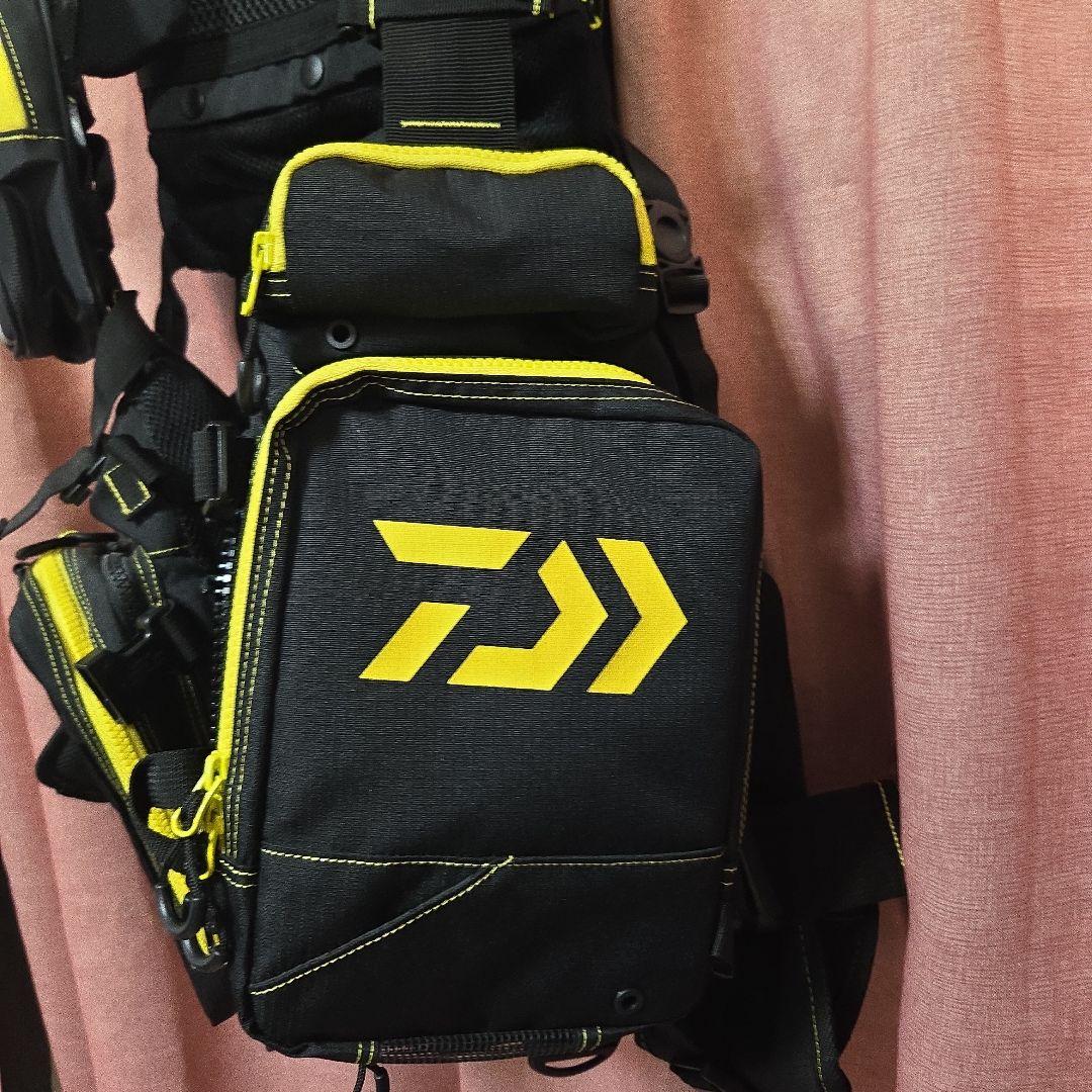 Daiwa　ベンチクールゲームベストⅢ　DF-6107