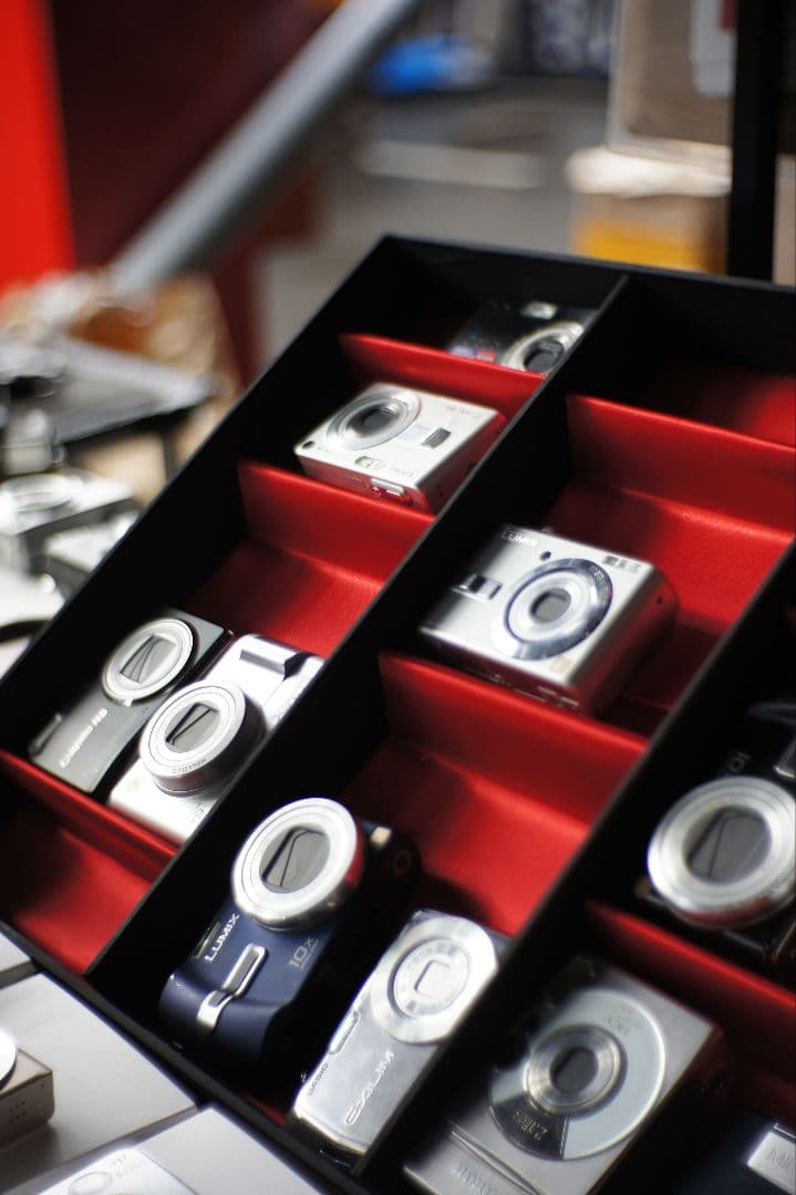 SONY NEX-5T ボディ　単焦点レンズ　バッテリー充電器