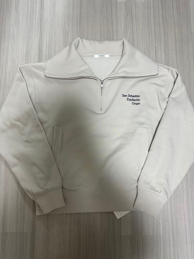 rose pinkSNIDEL スキッパーロゴスウェット+スカショーパン