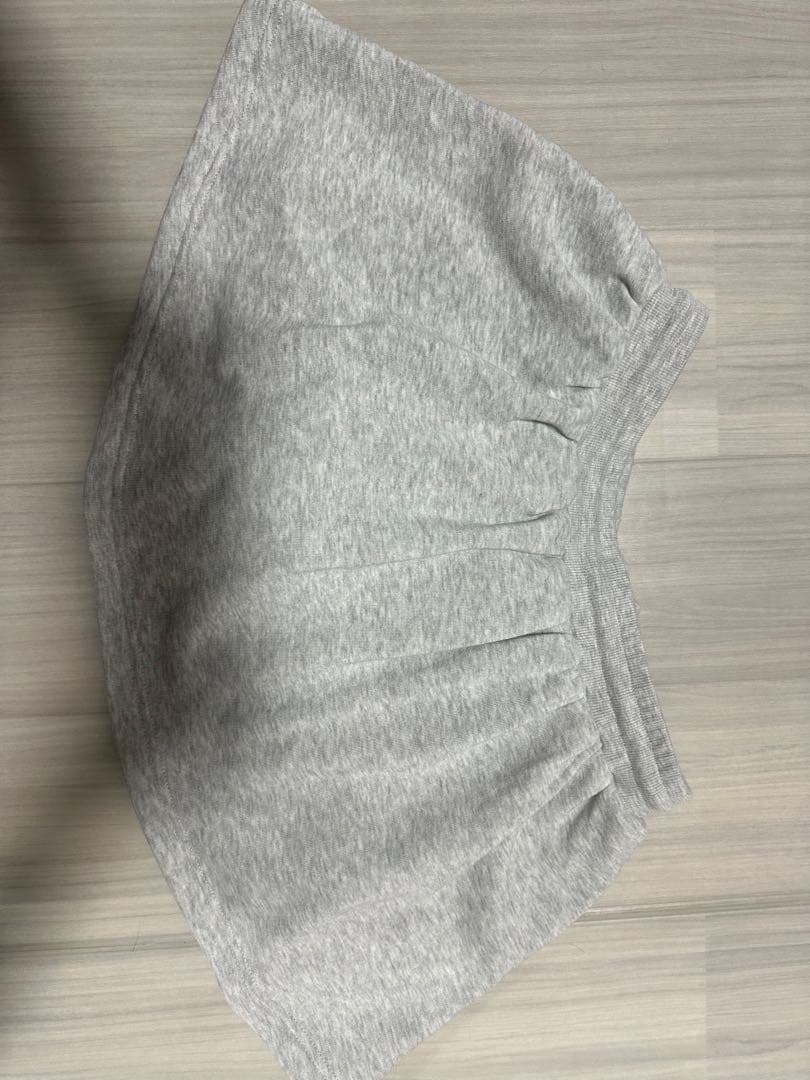 rose pinkSNIDEL スキッパーロゴスウェット+スカショーパン