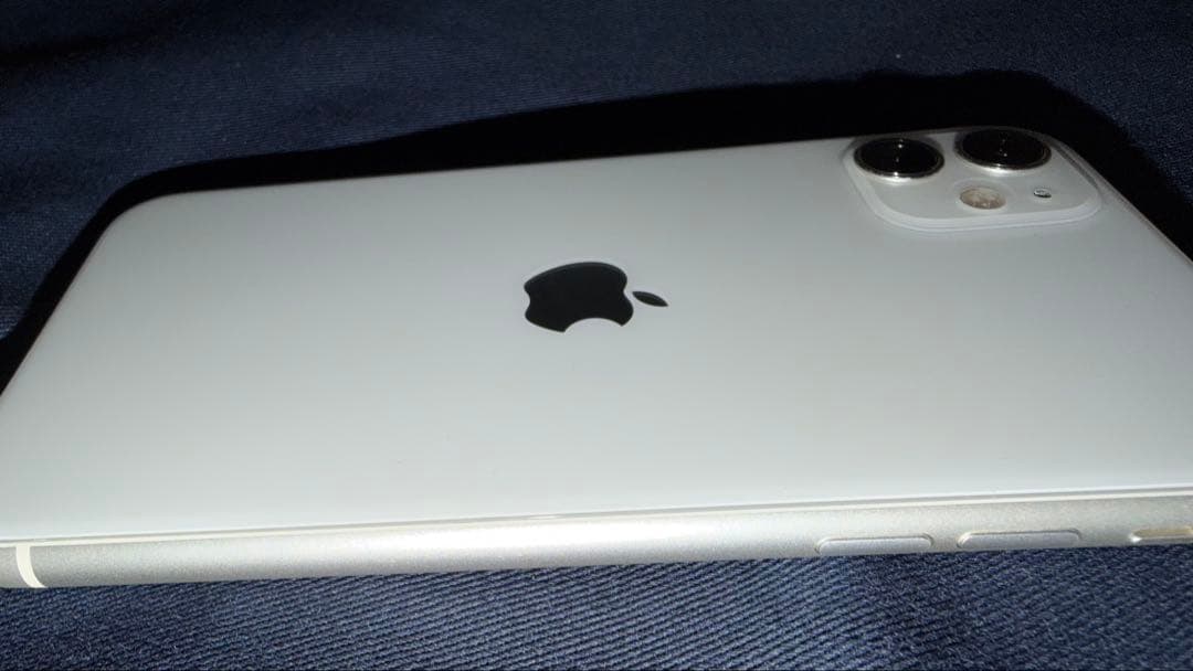 iPhone11 256GB ホワイト バッテリー100% SIMフリー