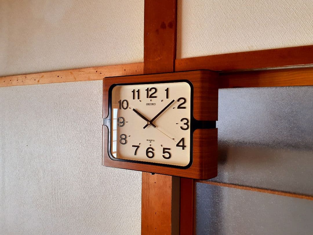 70's　SEIKO　掛け時計　ミッドセンチュリー　ビンテージ　レトロ　木目調