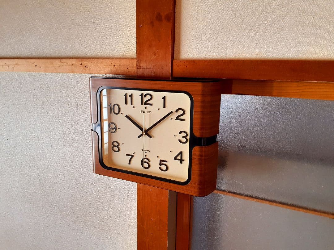 70's　SEIKO　掛け時計　ミッドセンチュリー　ビンテージ　レトロ　木目調