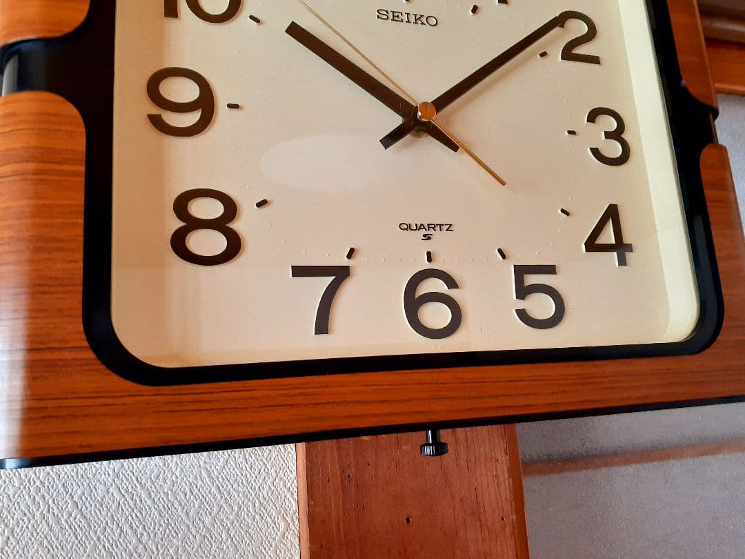 70's　SEIKO　掛け時計　ミッドセンチュリー　ビンテージ　レトロ　木目調
