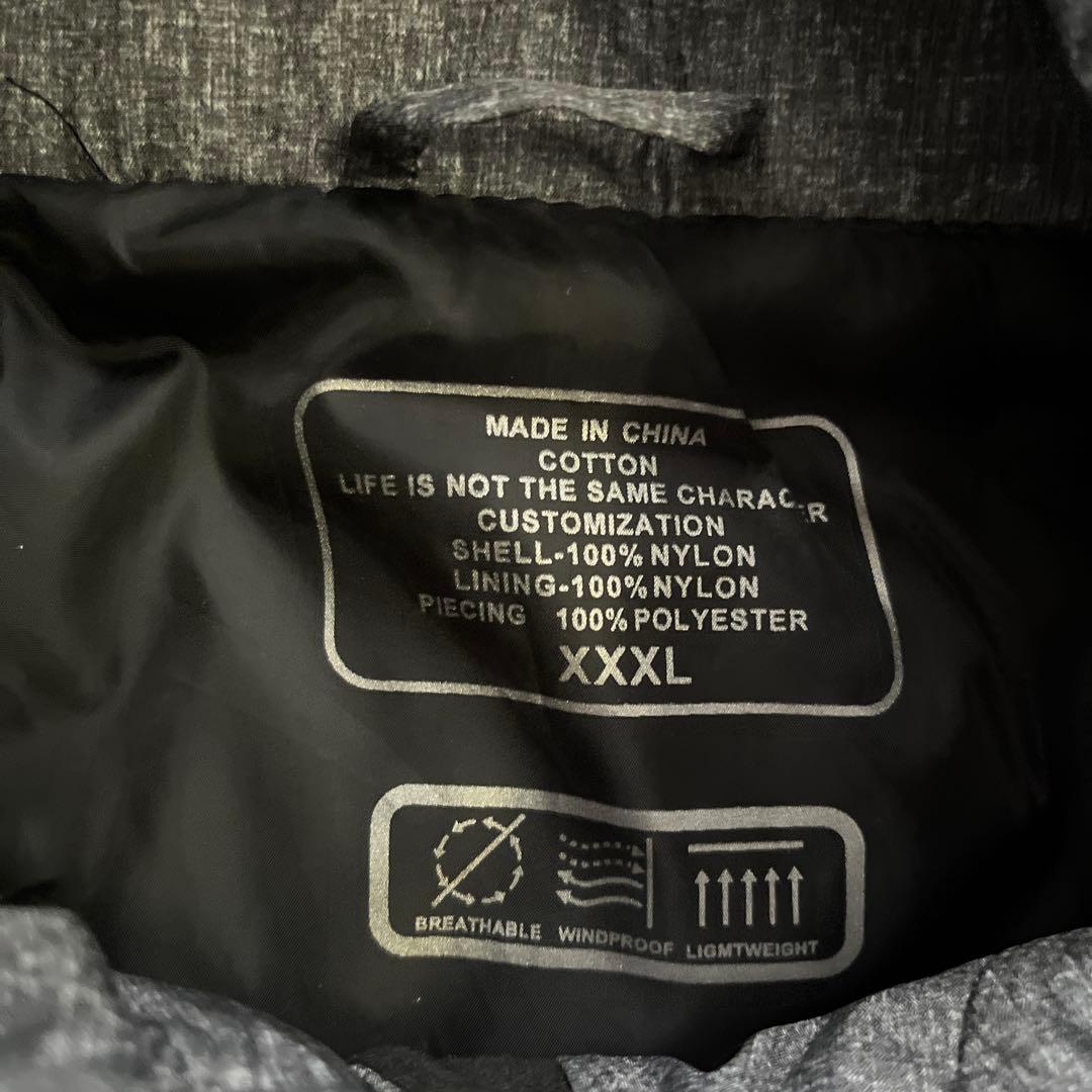 アンダーアーマー　ダウンベスト