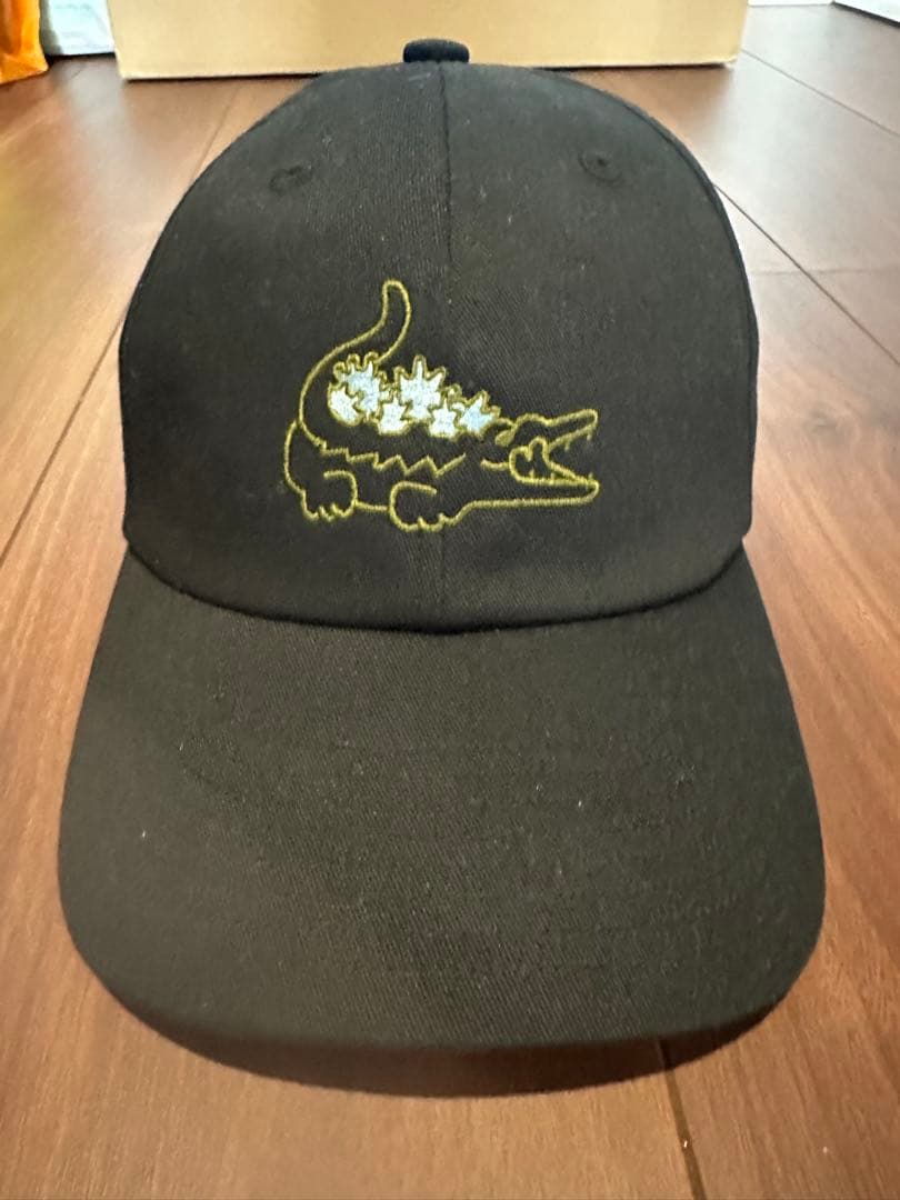 ラコステ✖️ゴジラ　コラボキャップ