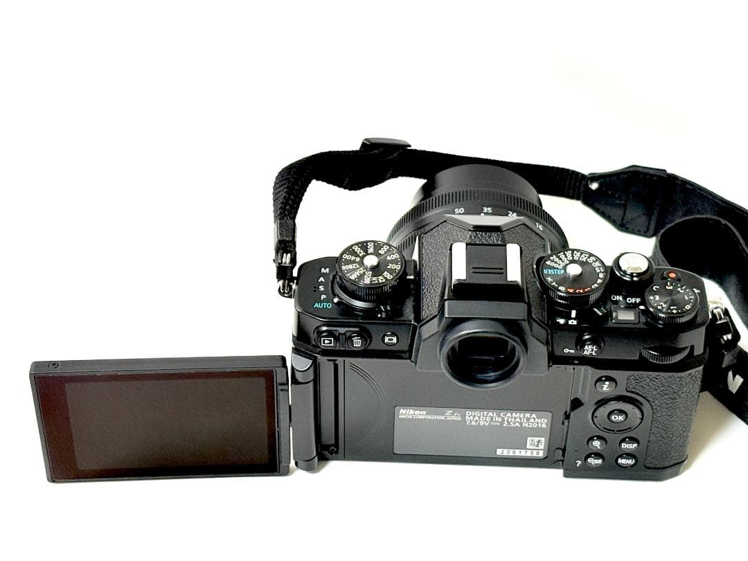 【ほぼ新品】 Nikon Z fc シャッター数 約311回　動作良好・返品保証